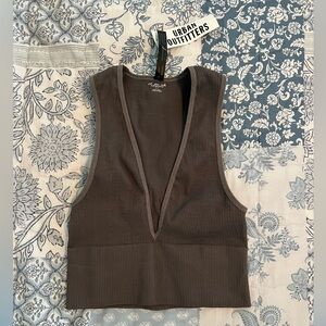 NWT Women's Urban Outfitters Deep V Grey Crop Top Size Small